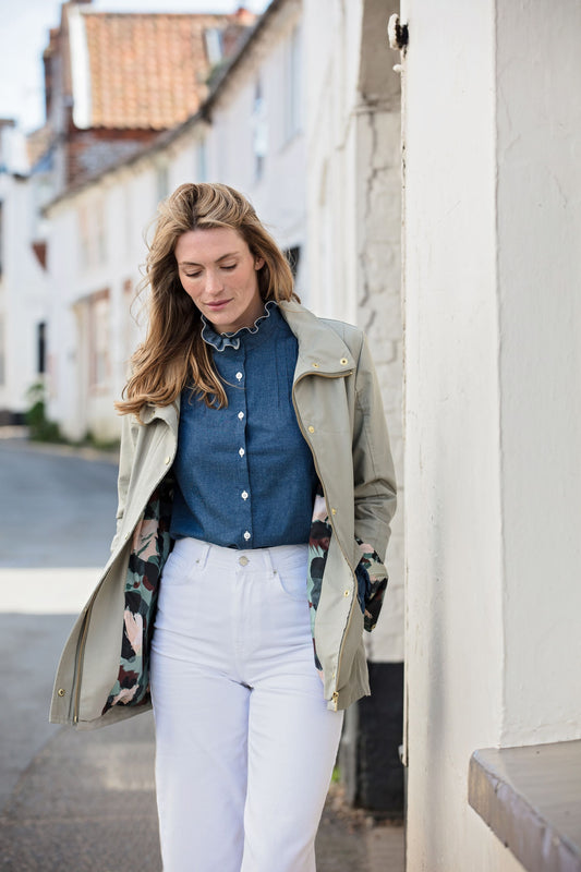 Sundowner Jacket in Sage with Camo Lining